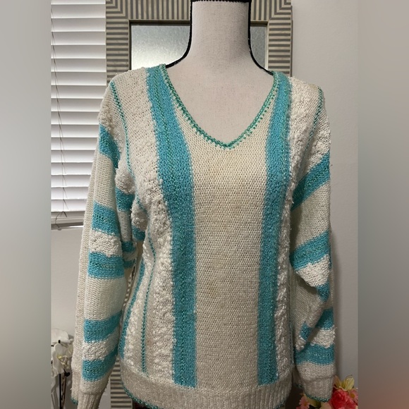 Porto milano Sweaters - Beautiful Long sleeve sweater